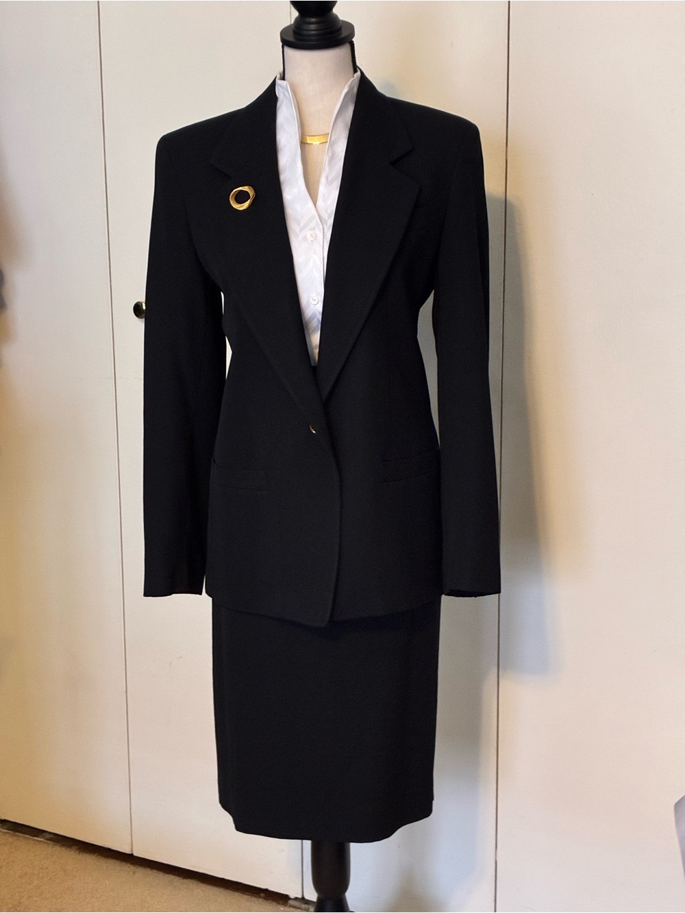 Austin Reed Classic Black Pencil Skirt - Matching Suit Jacket is Separate